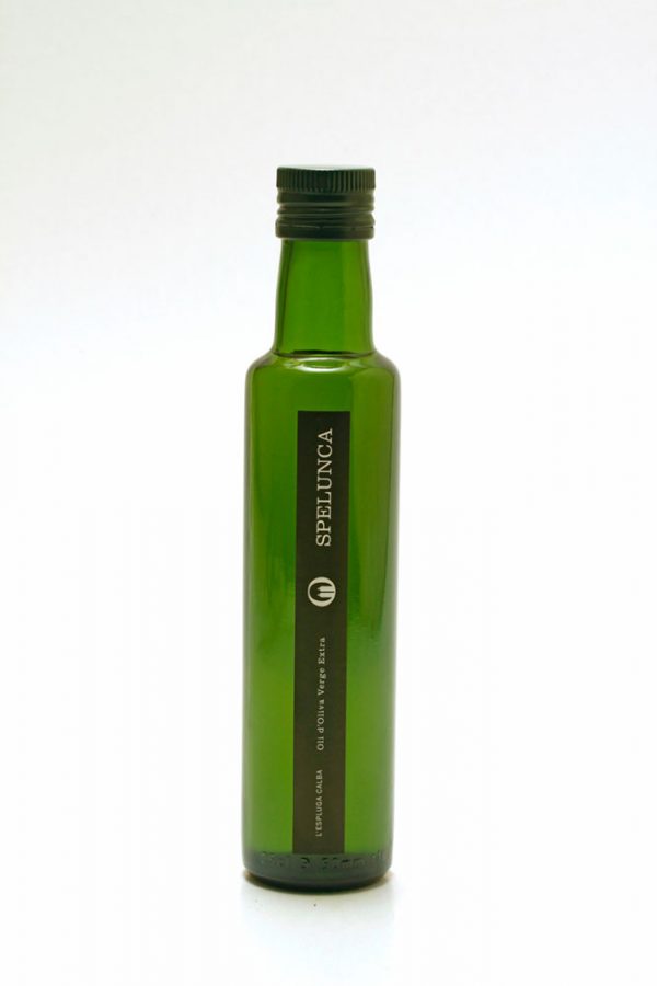 0.25 L bottle black label. Extra Virgin Olive Oil Spelunca 100% arbequina
