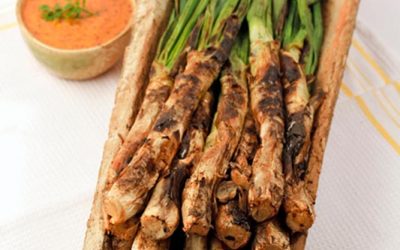 ROASTED CALÇOTS AND THEIR SAUCE