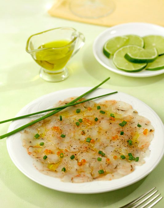 Receptes per cuinar: Carpaccio de bacallà sobre tomàquet amb oli d’oliva verge extra Spelunca Espluga Calba DO Garrigues
